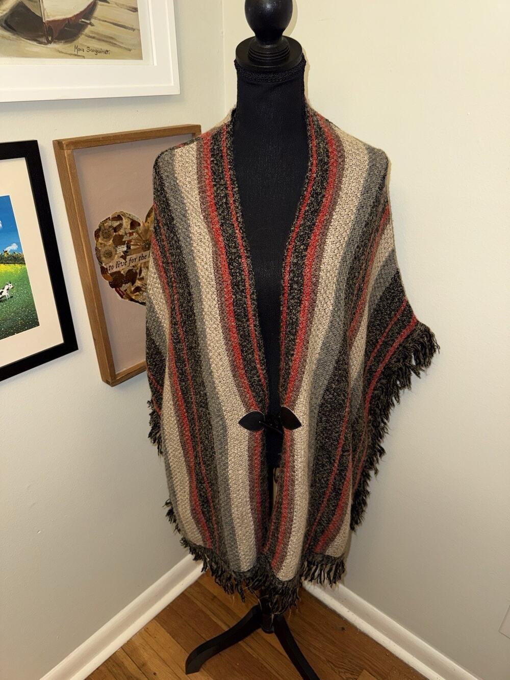 L.I.B. New York Woven Poncho Earthtones Fringe Horn Fastener One Size